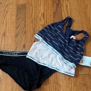 Calvin Klein Women's Navy and Black Sports Bra Set of 3 pcs
